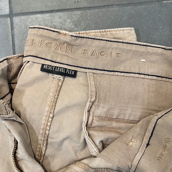 American Eagle Men’s Next Level Flex Khaki short sz 34 - Picture 3 of 4